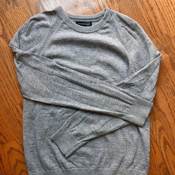 Banana Republic men’s grey sweater - Picture 4 of 4